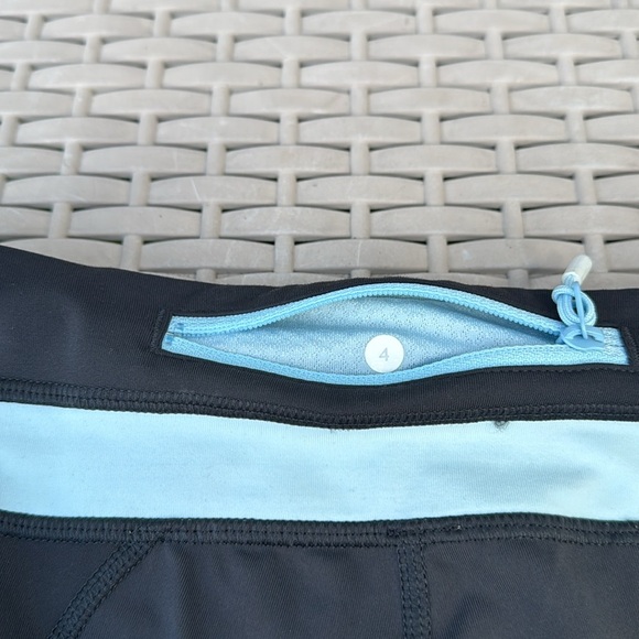 Women Black and Light Blue Leggings - Picture 5 of 6